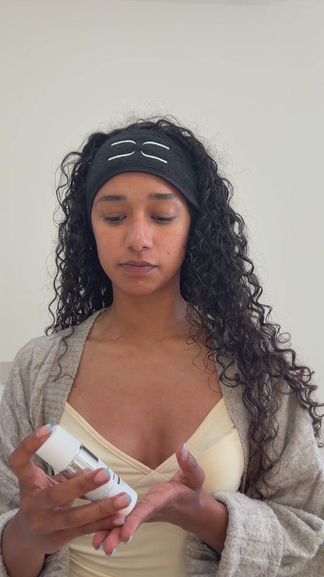 Carica video: 